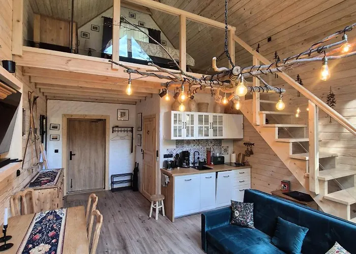 Woodland House 1