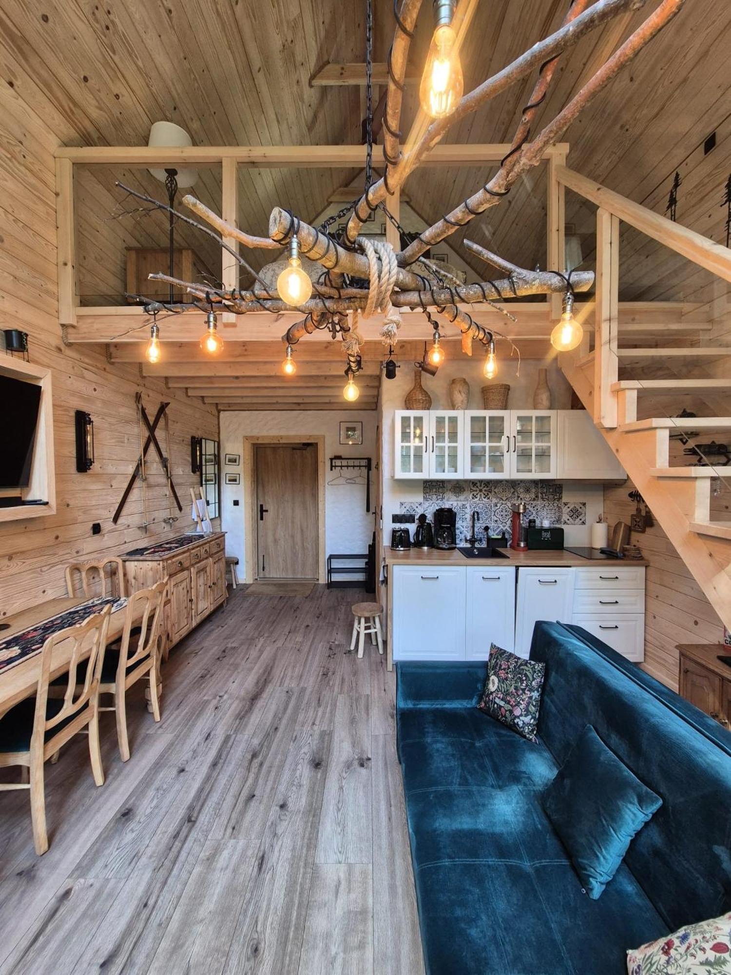 Woodland House 1